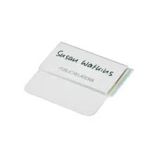 Badge Durable met insteektong 40x75mm 25 stuk Badge Durable met insteektong 40x75mm 25 stuk