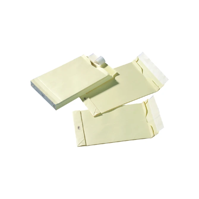 Envelop Quantore monsterzak 229x324x38mm zelfklevend creme 125 stuks