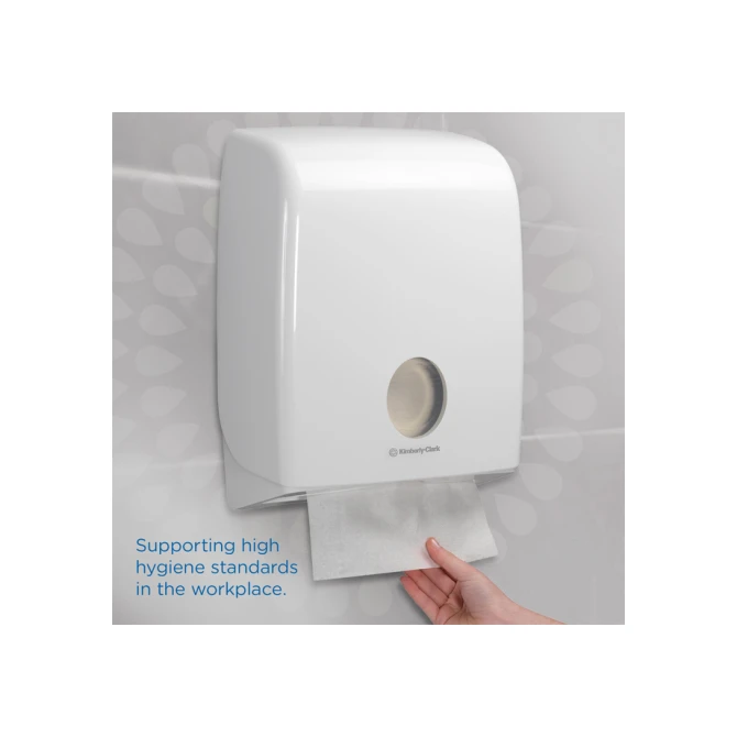 Handdoek Kleenex Ultra i-vouw 2-laags 215x318mm 15x124 vel wit 6778