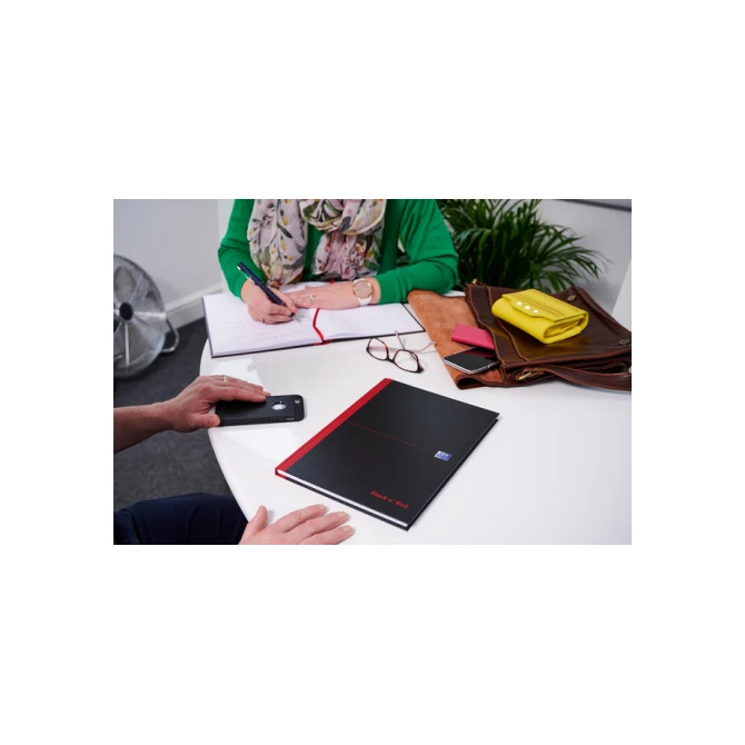 Notitieboek Oxford Black n' Red A4 96vel blanco