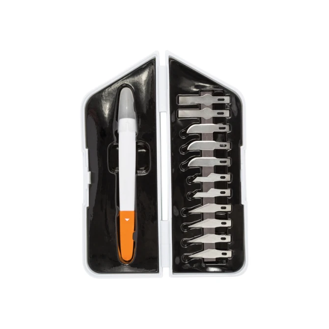 Precisiemes Fiskars Medium Duty set à 12 mesbladen wit