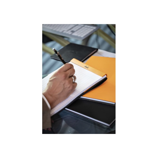 Schrijfblok Rhodia A5 lijn 80 vel 80gr met kantlijn oranje