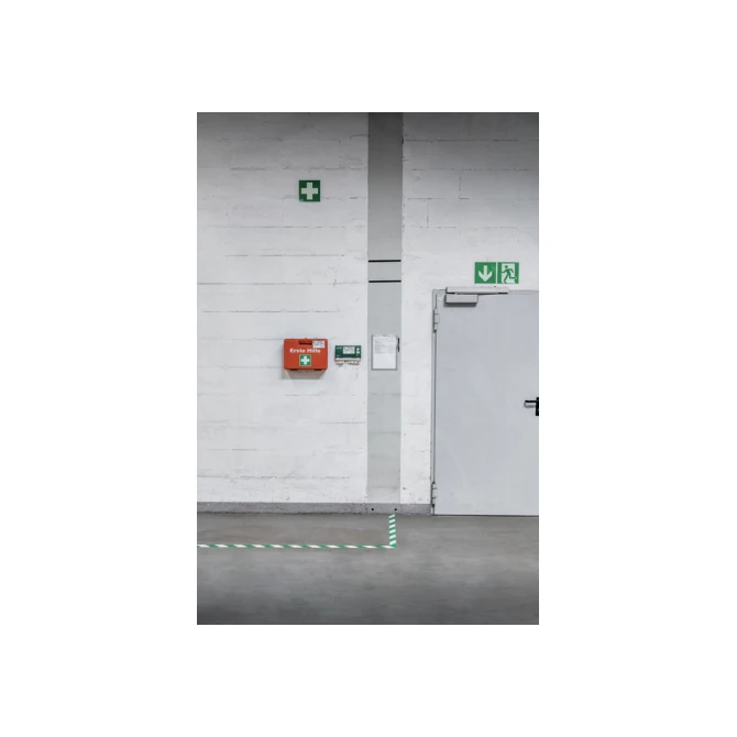 Vloermarkeringstape DURALINE 50mmx30m groen-wit